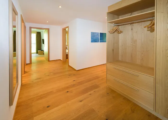 Casa Della By Premium *